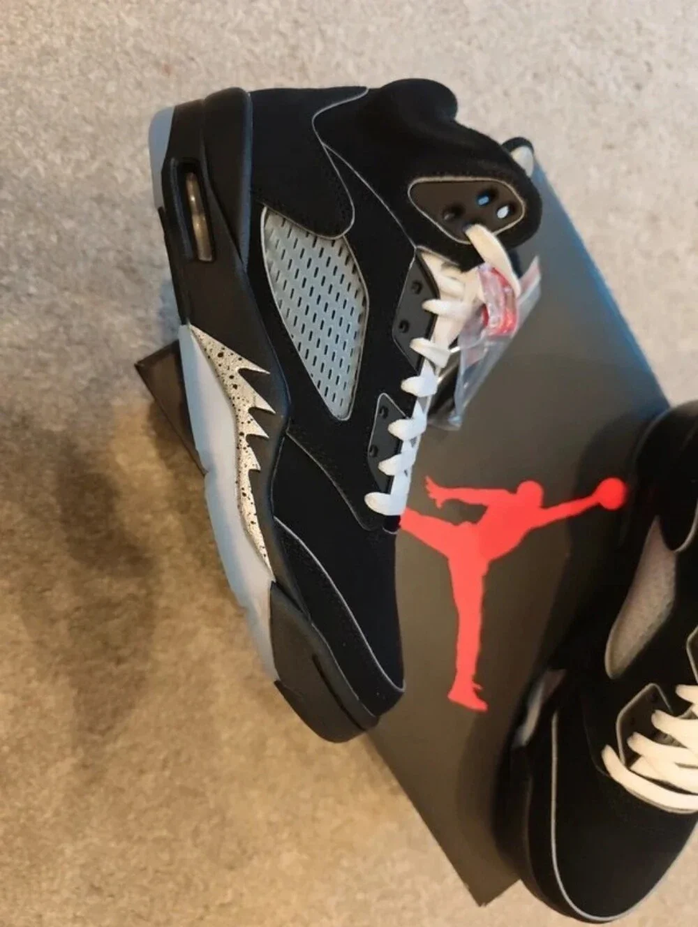 Air Jordan 5 Retro Black Metallic